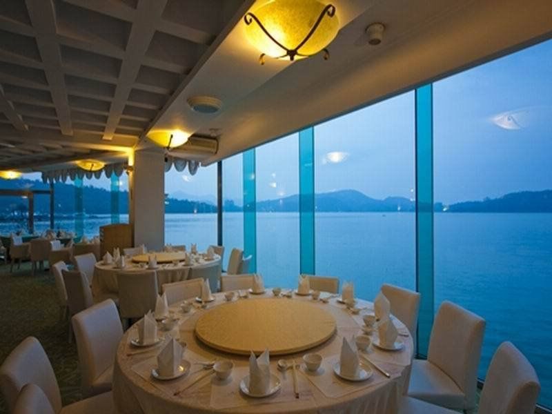 The Richforest Hotel- Sun Moon Lake Юйчи Экстерьер фото