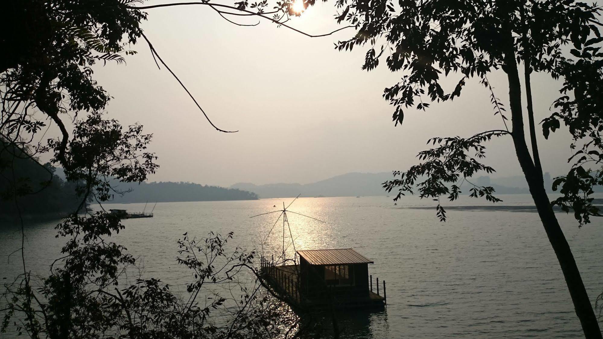 The Richforest Hotel- Sun Moon Lake Юйчи Экстерьер фото