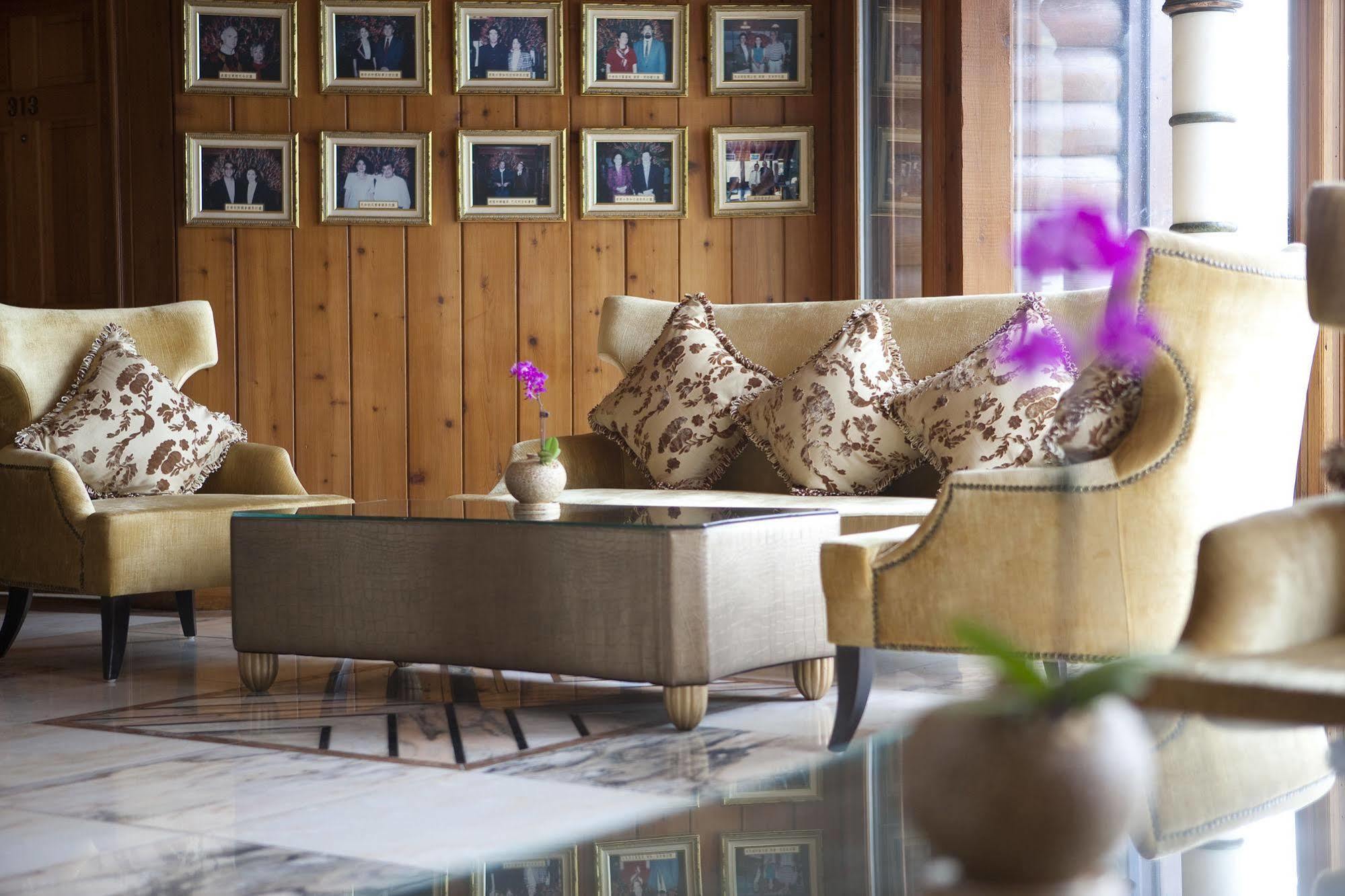 The Richforest Hotel- Sun Moon Lake Юйчи Экстерьер фото
