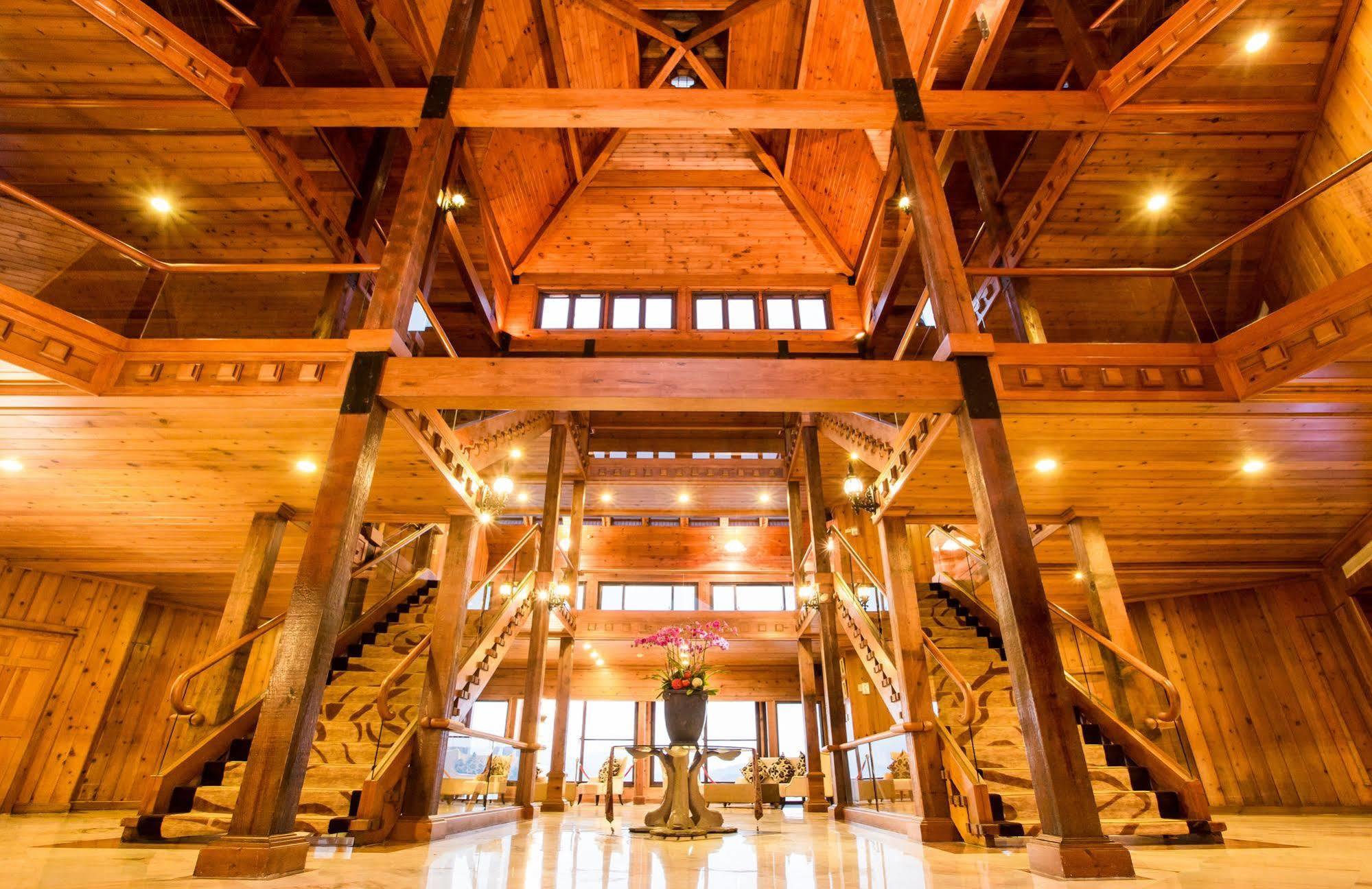 The Richforest Hotel- Sun Moon Lake Юйчи Экстерьер фото
