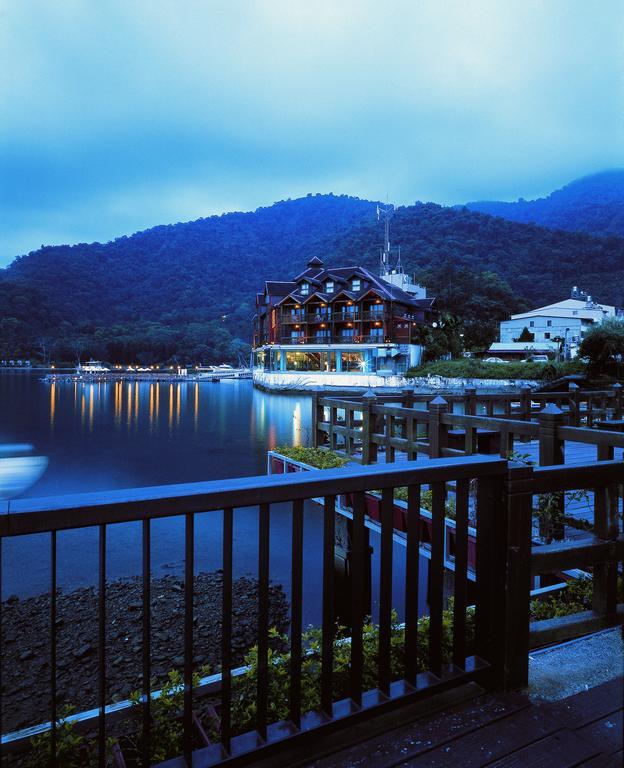 The Richforest Hotel- Sun Moon Lake Юйчи Экстерьер фото